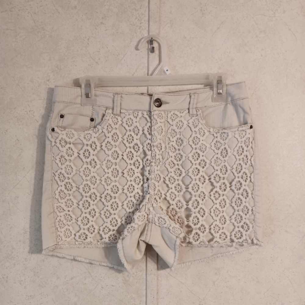 Lace Denim Shorts Raw Hem Midrise White Denim Preppy Boho Shorts